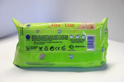 Wet wipes for babies
