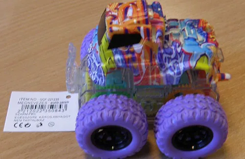 Toy car