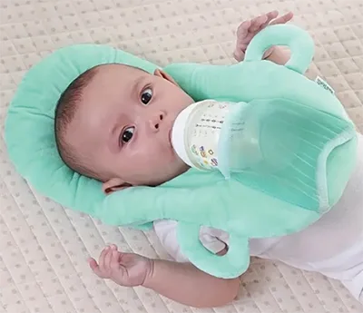 Baby self-feeding pillow