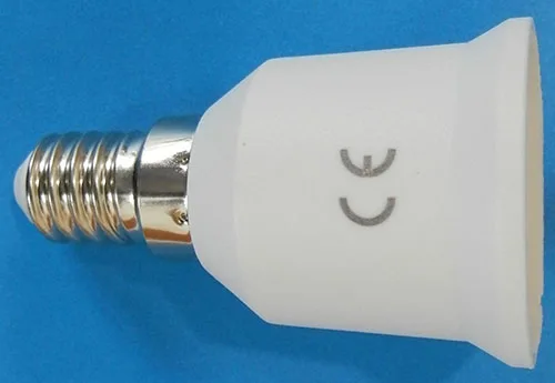 Lamp holder adaptor