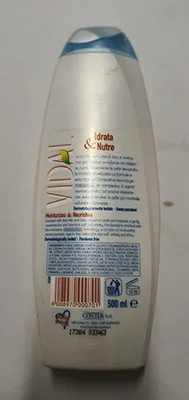 Bath and shower gel