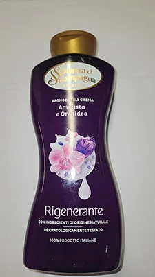 Bath and shower cream
