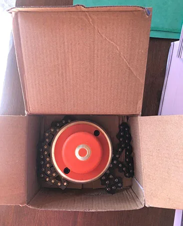 Flail-type cutting attachment for brush cutters
