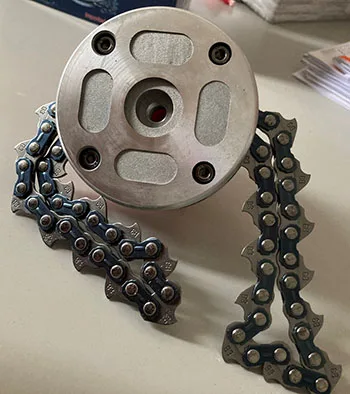 Rotary cutting head with two chains - brushcutters