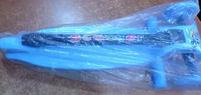 Toy scooter