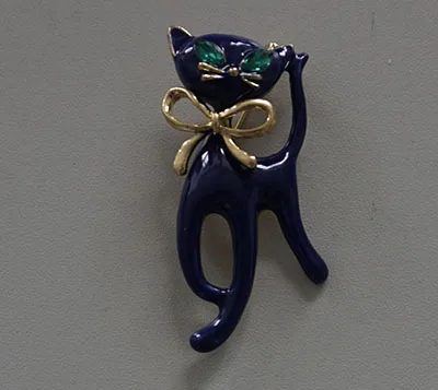Brooch