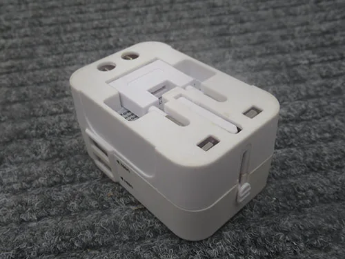 Travel adaptor
