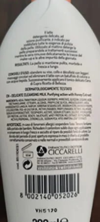 Cleansing milk