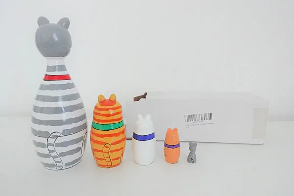 Nesting doll set