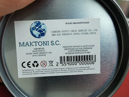 Magnetic balls