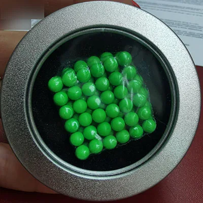 Magnetic balls