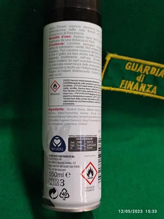 Deodorant spray