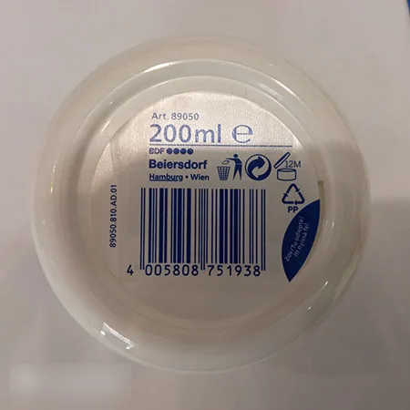 Moisturising cream