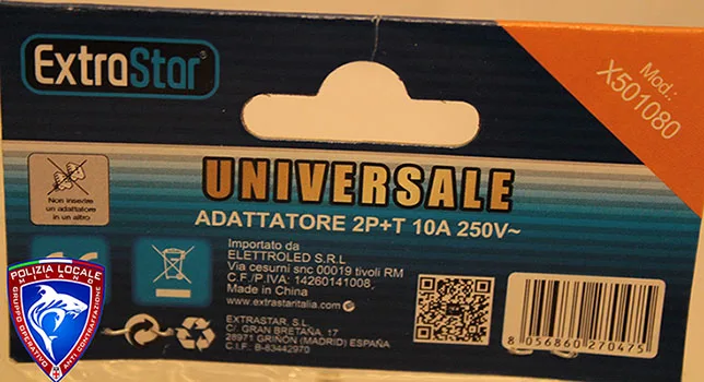 Travel adaptor