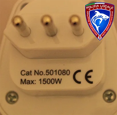 Travel adaptor