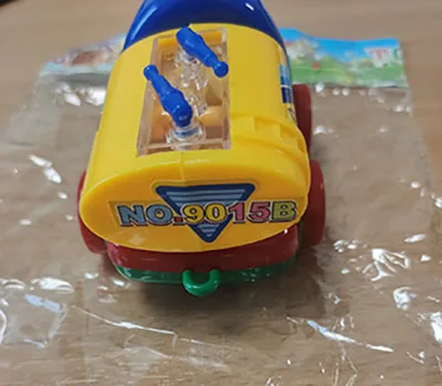 Toy car