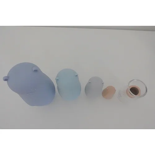 Nesting toy dolls
