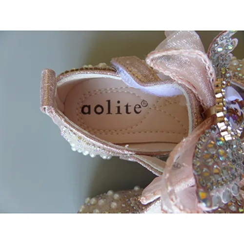 Children's shoes