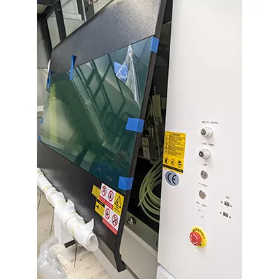 Laser cutting machine