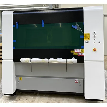 Laser cutting machine