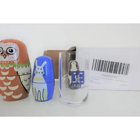 Nesting toy dolls