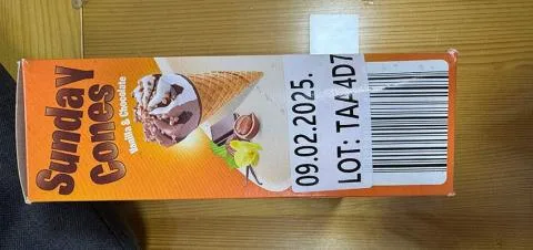 Назив на производот: Сладолед во корнет "SUNDAY CONES" - VANILA & COKOLADA 6X720 ml.