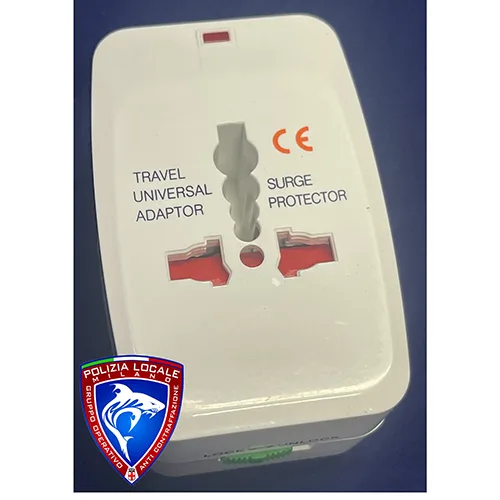 Travel adaptor