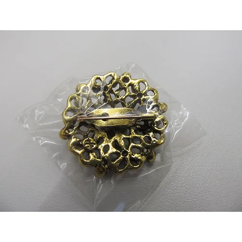 Brooch