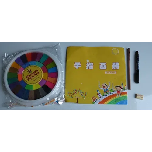 Finger painting kit