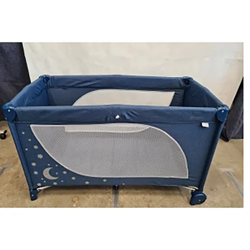 Baby travel cot