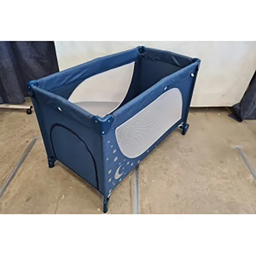 Baby travel cot