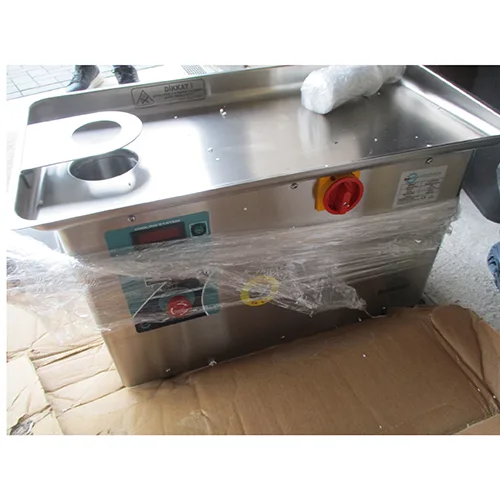 Meat grinder