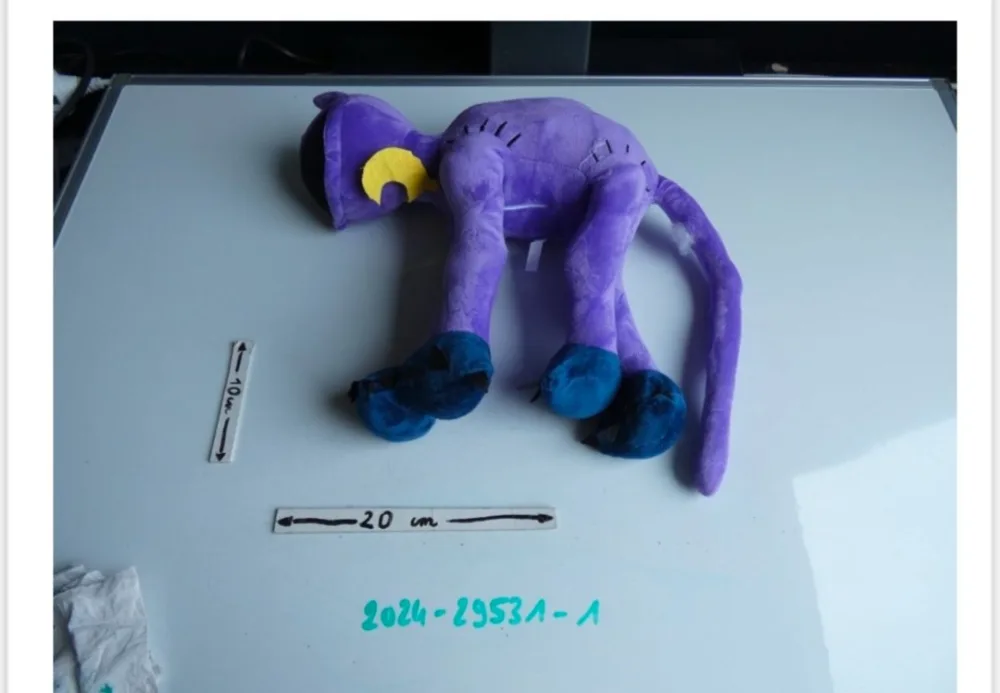 Peluche monstre violet