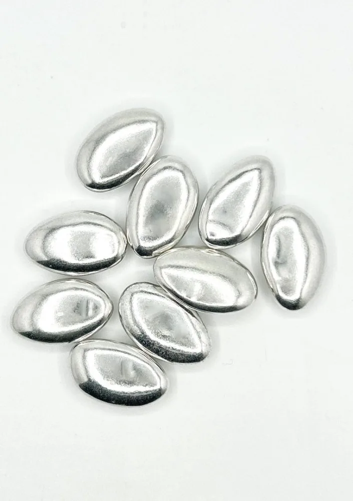 Dragees au chocolat 70% cacao argentees ou dorees ou cuivrees ou rose decor/ rose silver