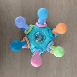 Jouets de dentition pour bébé - jouets de hochet sensoriels pour nourrissons - jouet de développement montessori pour nouveau-nés - anneaux de dentition pour bébés de 0 à 3, 6, 9, 12, 18 mois - cadeaux de douche pour filles et garçons de 1, 2 ans