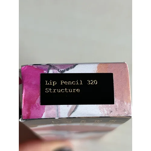 Lip liner