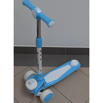 Toy scooter