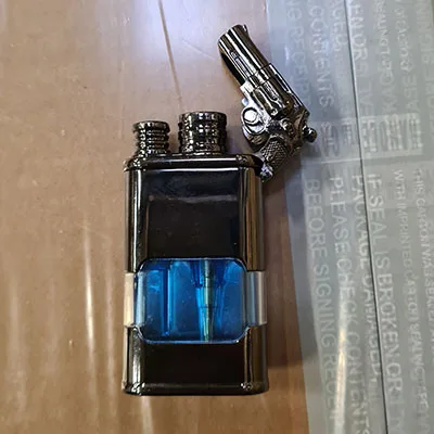 Novelty lighter