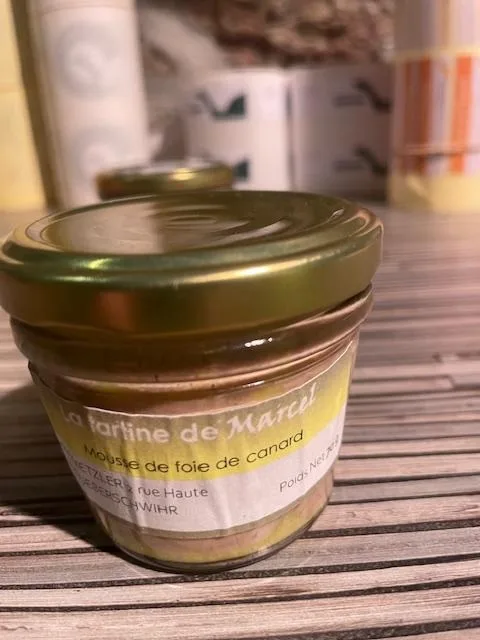 Semi-conserves de foie gras canard - foie gras canoie - foie gras d oie -produits à base de volailles
