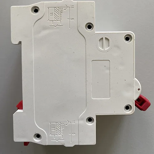 Circuit breaker