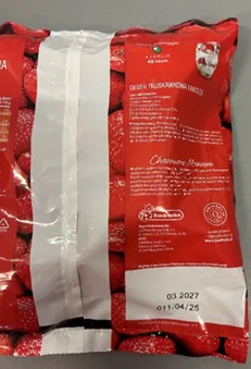 Mroźna Kraina Truskawki bez szypułek, 450 g