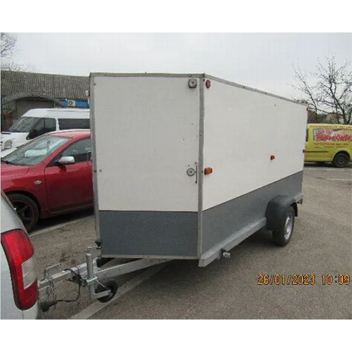 Food trailer