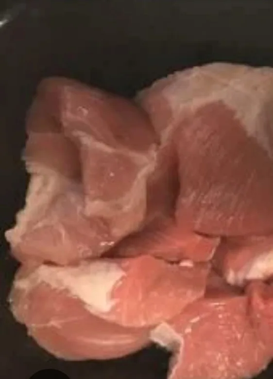 Cote de porc - poitrine tranchée - ragout de porc - rouelle épaule