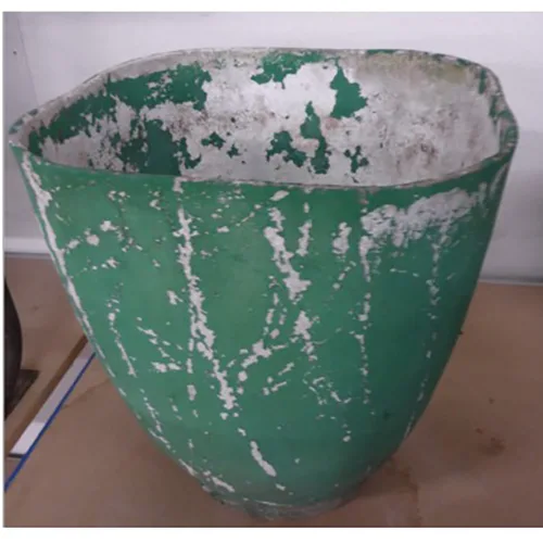 Garden furniture and pots