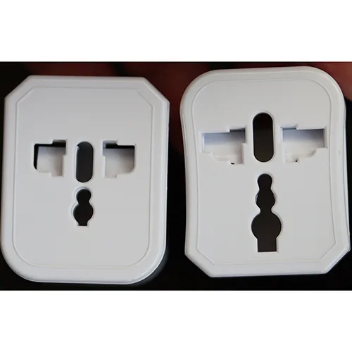 Travel adaptor