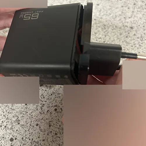 Power adaptor