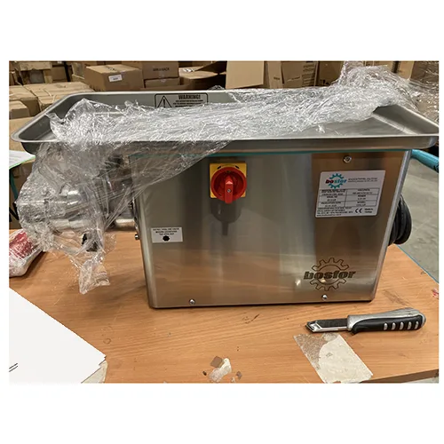 Meat mincer