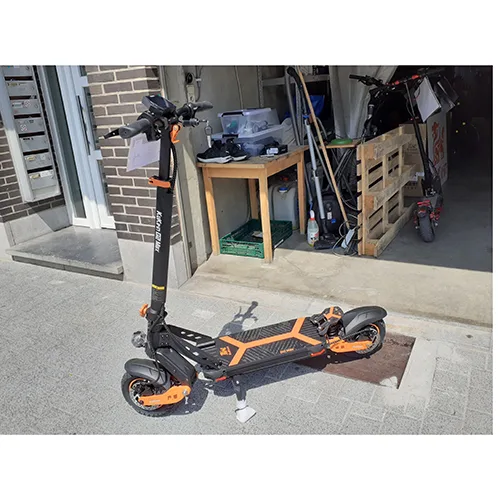 Electric scooter