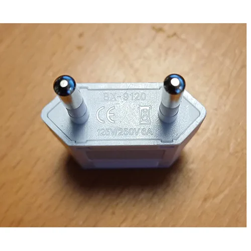 Travel adaptor