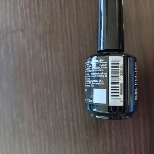 Gel nail polish